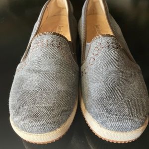 Jambu day shoes